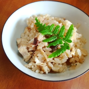 鯛の塩焼きで、簡単鯛めし。